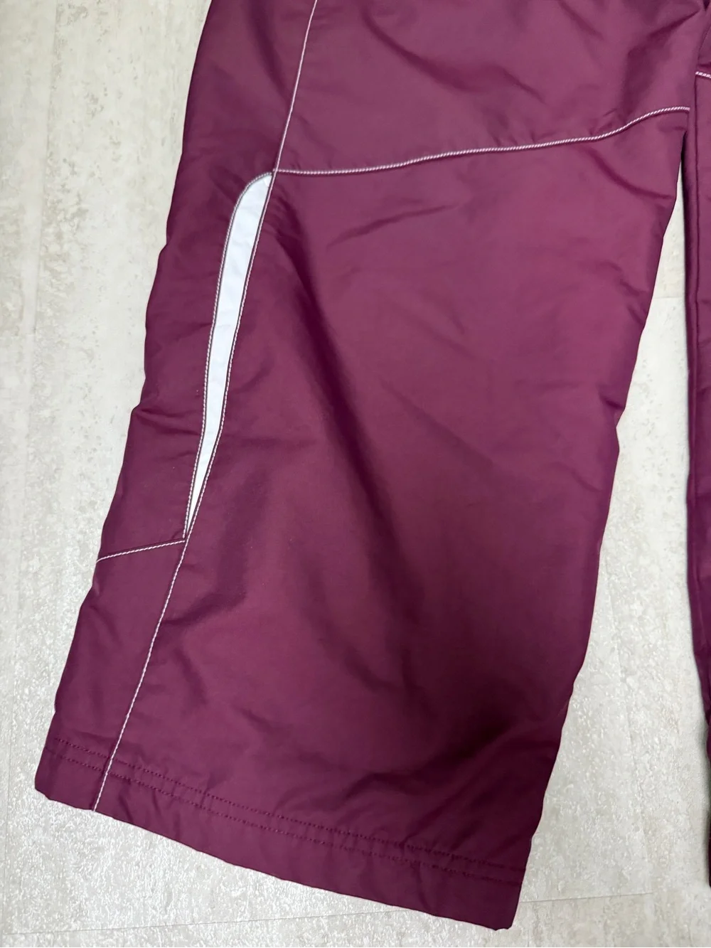 Under Armour athletic pants burgundy white size large